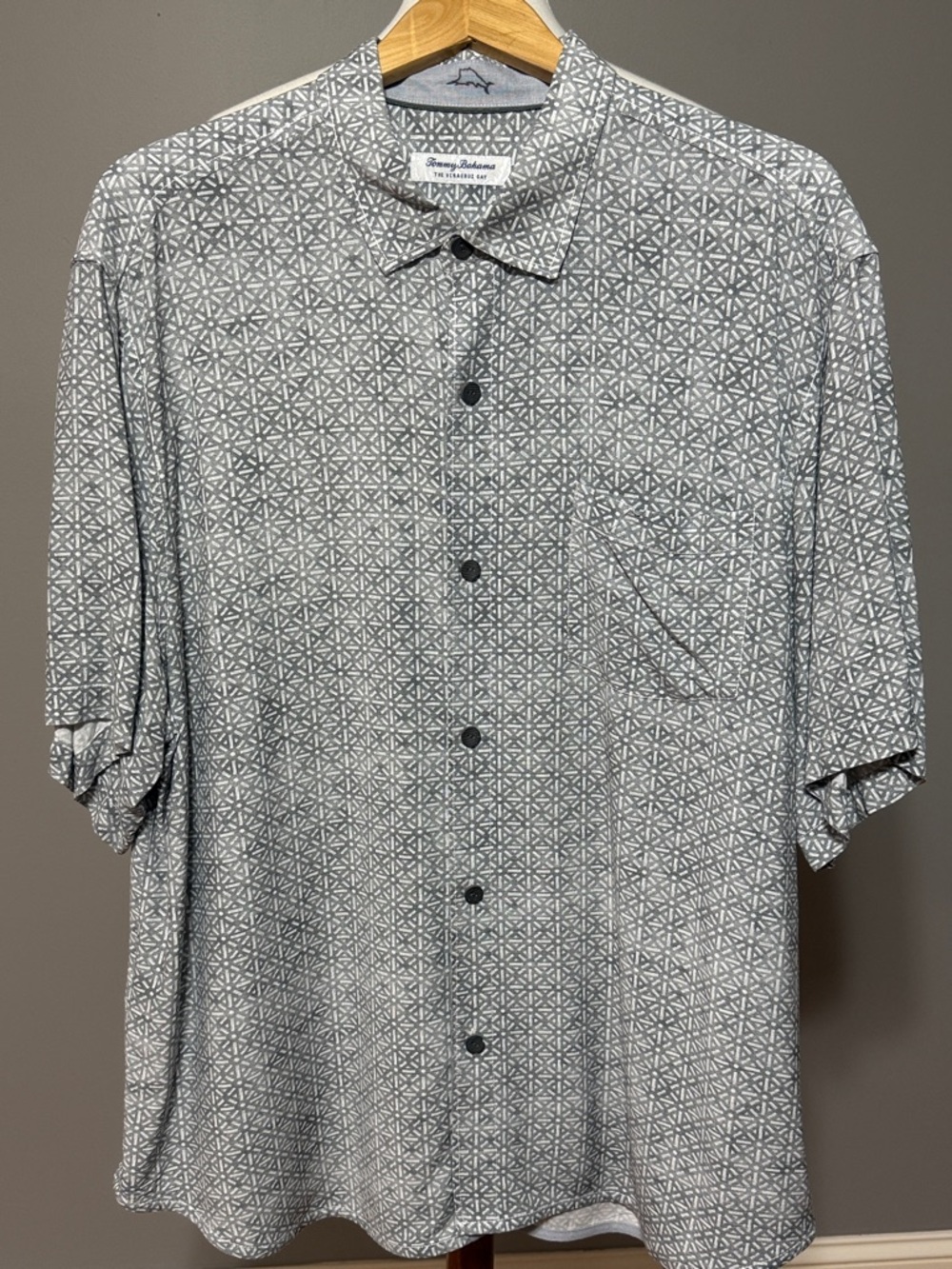 Tommy Bahama Gray Geometric Short-Sleeve Button-Down Shirt - XL